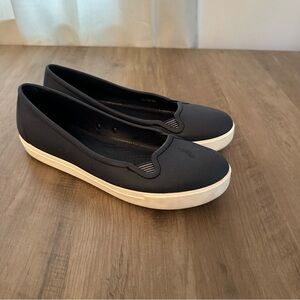 Crocs Women's Dual Comfort Blue Flats Casual Closed Stretch Toe Shoes Sz 10